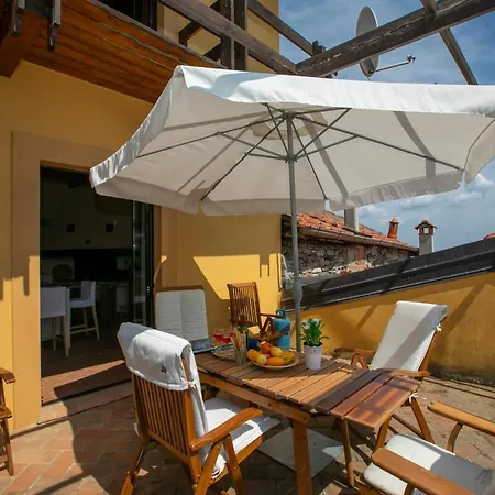 Fosseno Sleeps 7 Villa Nebbiuno