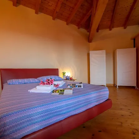Fosseno Sleeps 7